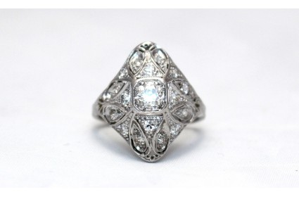 Diamond cluster ring