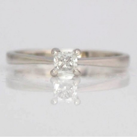 Single Stone Diamond Ring