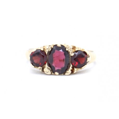 Garnet three stone ring