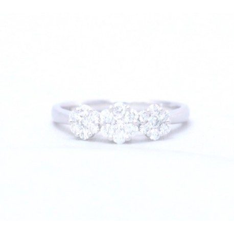 Diamond cluster ring