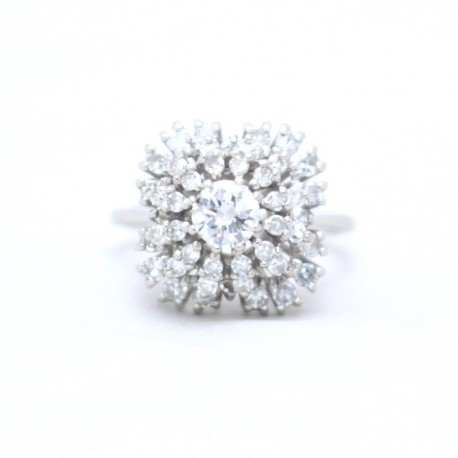 Diamond cluster ring